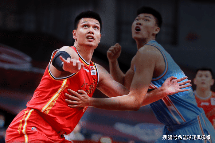 爱游戏平台-德国杯赛前走向成谜，深圳男篮队长鼓劲，目标明确，医务组通报恢复(德国杯赛程及比分)