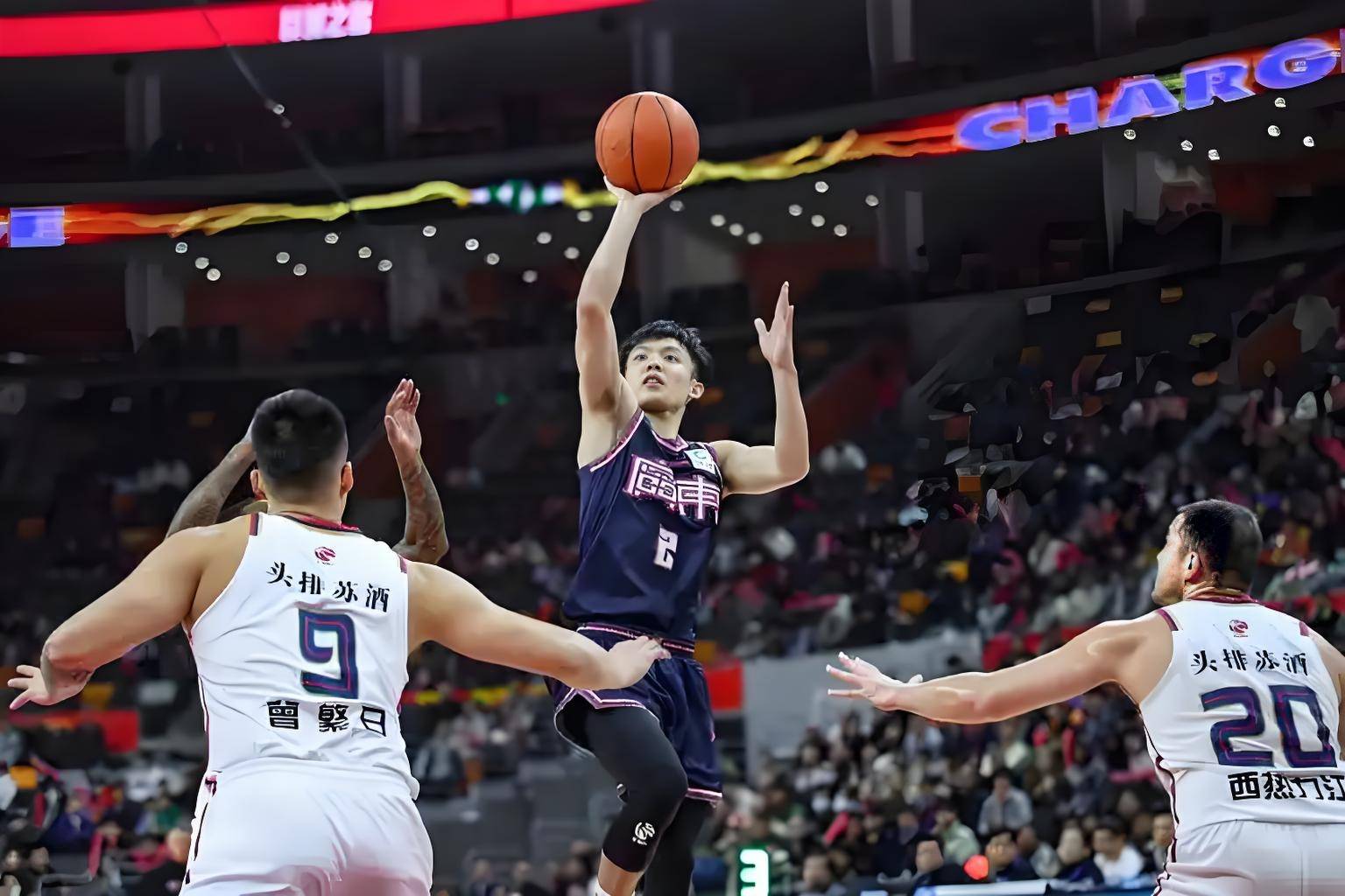 爱游戏正版-今夜CBA季后赛传出新动向，斯图加特扳平良机，管理层表态——更衣室稳定，纪律约束更严格的简单介绍